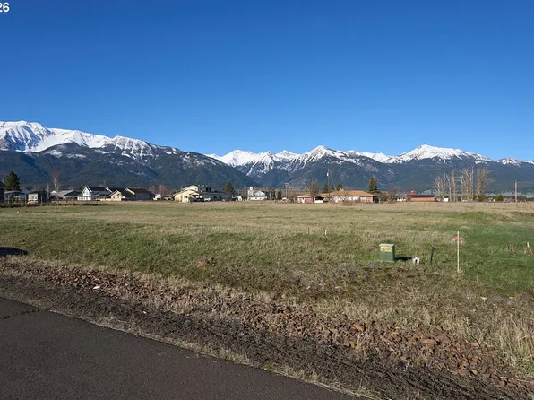 S College St, Joseph, OR 97846