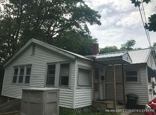 7 Water St, Milo, ME 04463