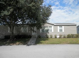3202 Sunset Oaks Dr, Plant City, FL 33563