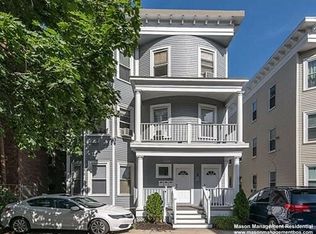 9 Washburn Ter #3, Brookline, MA 02446