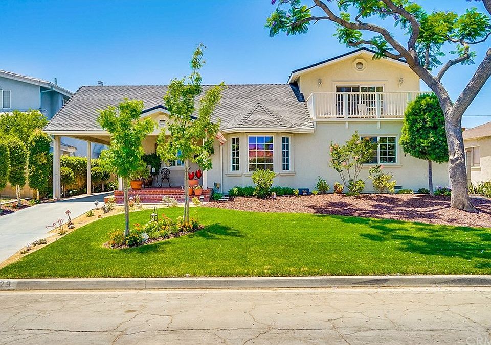 1st image of 4729 Blackthorne Ave