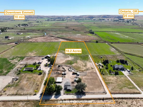 9221 Brill Rd, Emmett, ID 83617