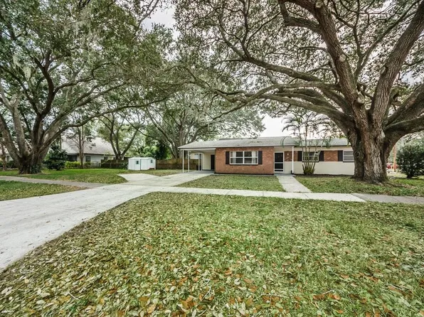 200 Buckingham Ave E, Oldsmar, FL 34677