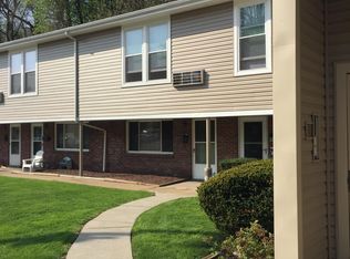 831 Sleepy Hollow Rd, Pittsburgh, PA 15234