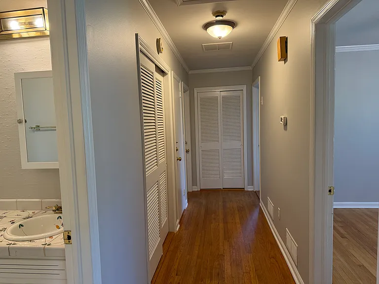 186 River Valley Rd — Photo 13