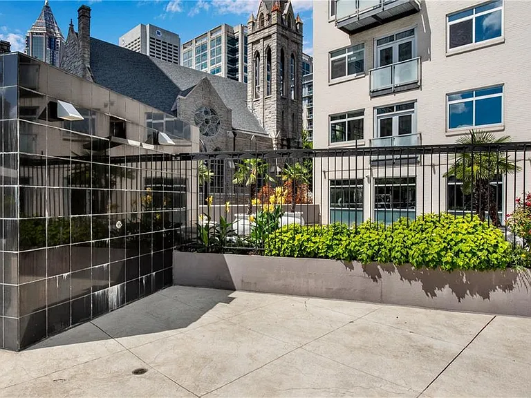 805 Peachtree St NE #306 — Photo 37
