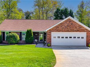 4108 Stansbury Ln, High Point, NC 27265