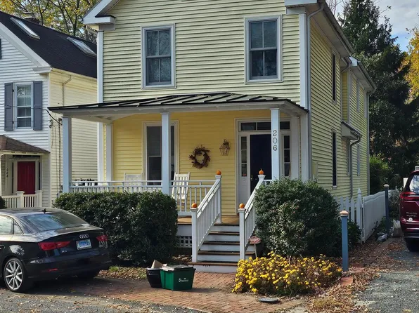 206 South St, Oxford, MD 21654