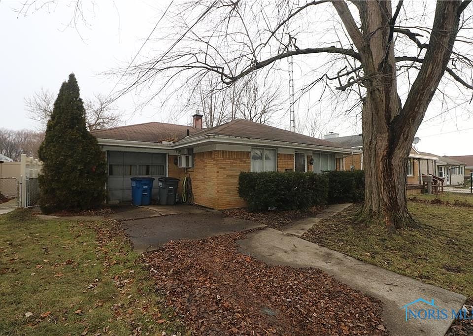 2nd image of 3721 146th St