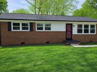 402 Doggett Dr, Graham, NC 27253