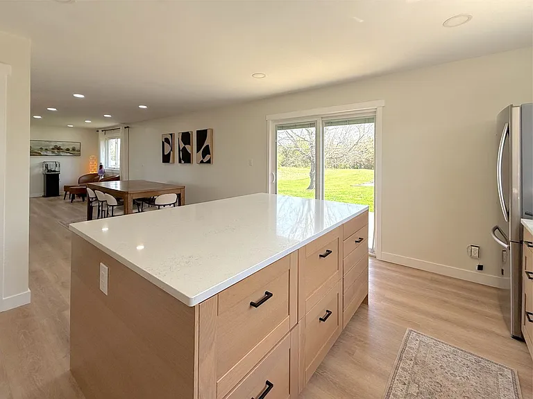 3385 S Duncan Rd — Photo 6