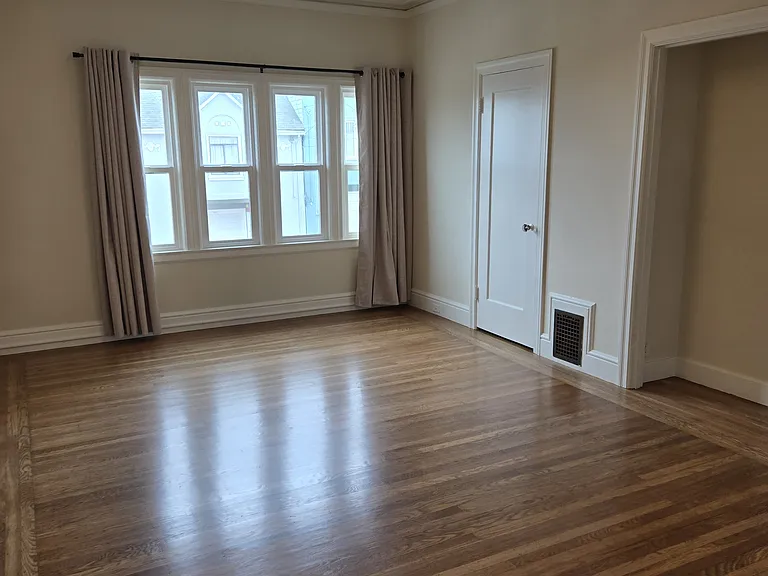 742 46th Ave #1 — Photo 5
