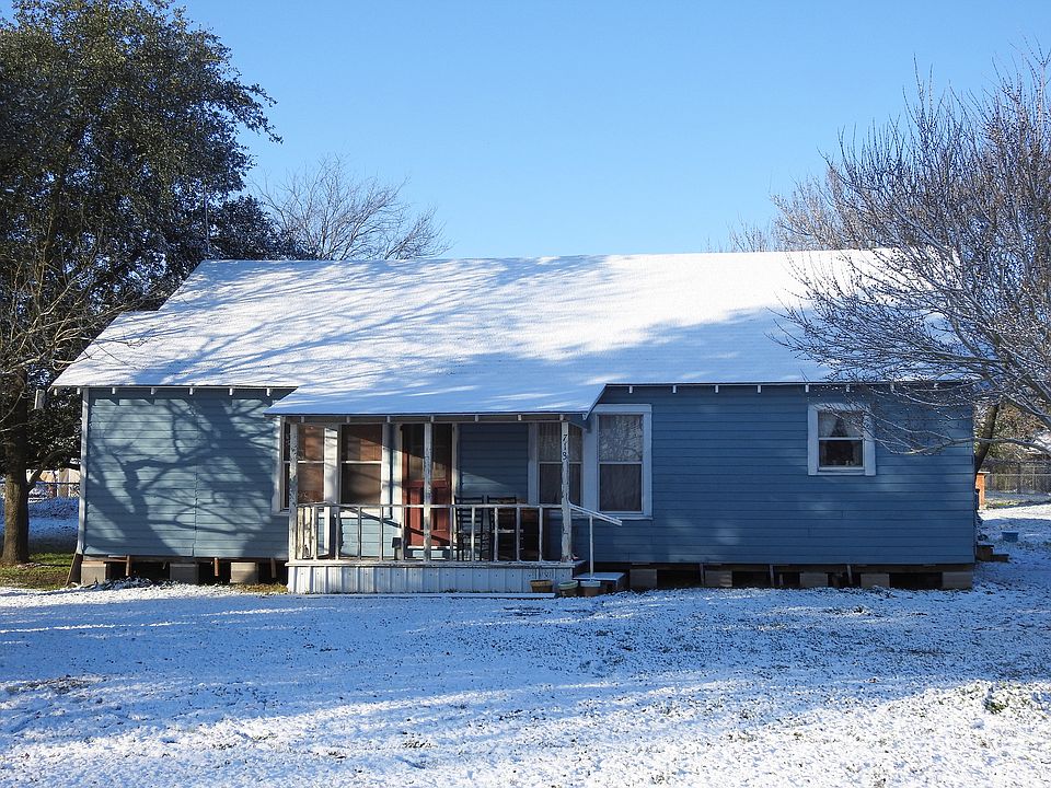 1st image of 713 N Allyn Ave E