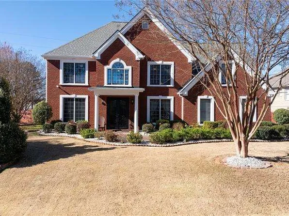 5289 Browning Way SW, Lilburn, GA 30047