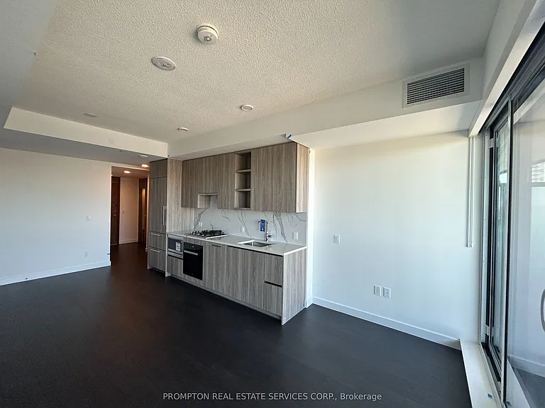 75 Billes Hts #2102 — Photo 12