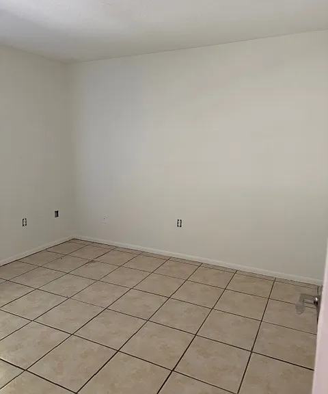 6424 Montana Ave — Photo 7