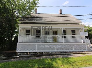 17 High St, South Berwick, ME 03908