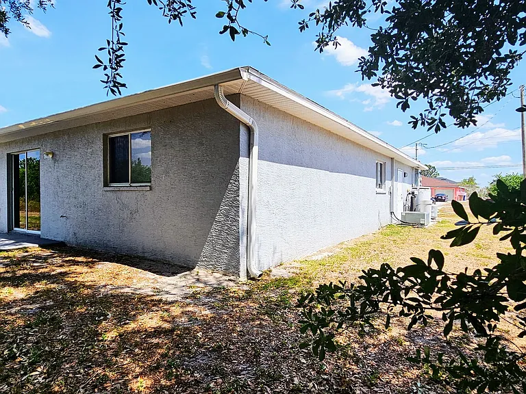 809 Alabama Rd S — Photo 21