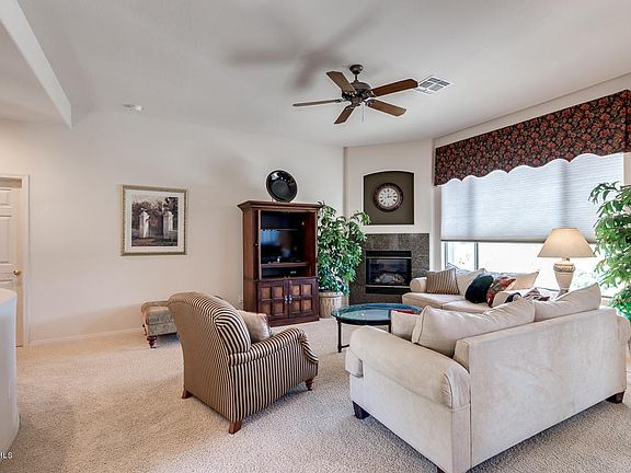 3rd image of 3131 E LEGACY Drive #2008