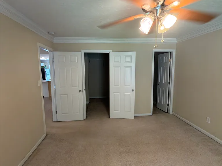 6027 Sanibel Dr — Photo 6