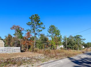 28 E Iris Ln, Defuniak Springs, FL 32433