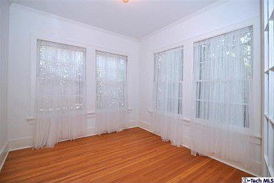 5th image of 1828 Diamond Ave