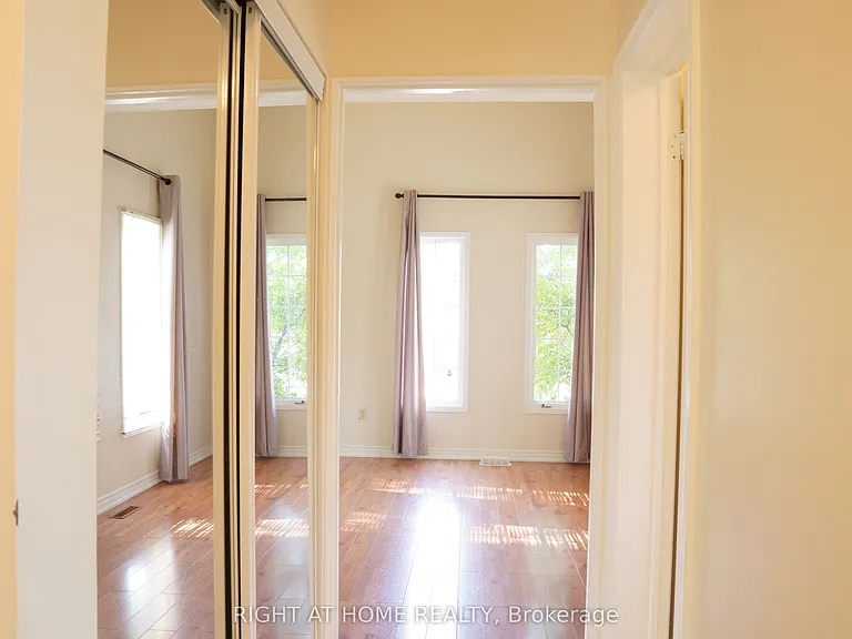 50 Oldhill St — Photo 8