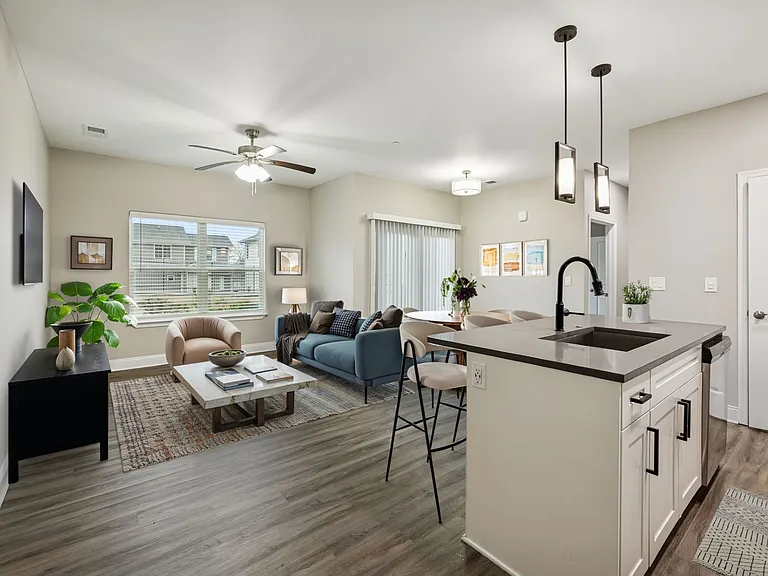 Repose - 1 Bed / 1 Bath - 750 Sq.Ft.