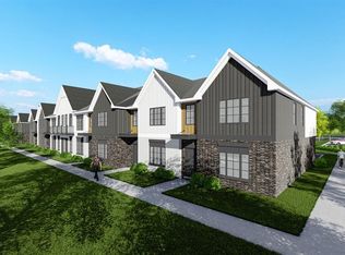 1253 Timberlane Dr, Troy, MI 48098