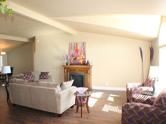 3rd image of 11205 Mountain View Ct