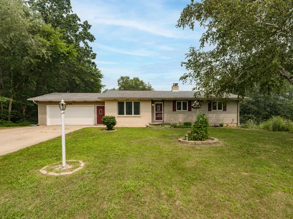 1095 Howard St, Otsego, MI 49078