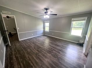 137 Larryton Dr, Cochran, GA 31014