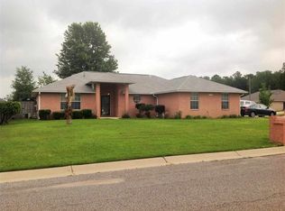 2701 Southern Oaks Dr, Cantonment, FL 32533