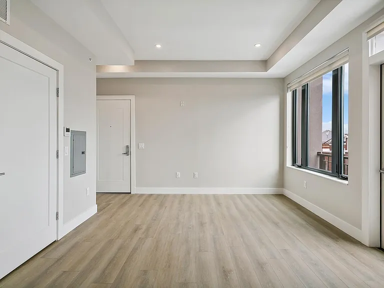 6800 Polk St #402 — Photo 11