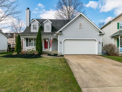 115 Cedar Gln, Chardon, OH, 44024