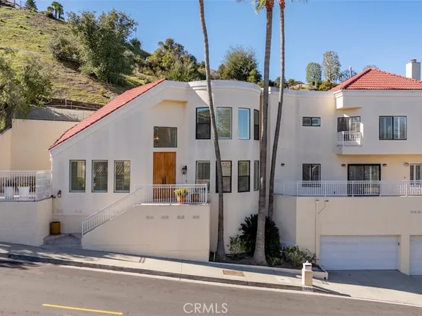 4211 Nogales Dr, Tarzana, CA 91356