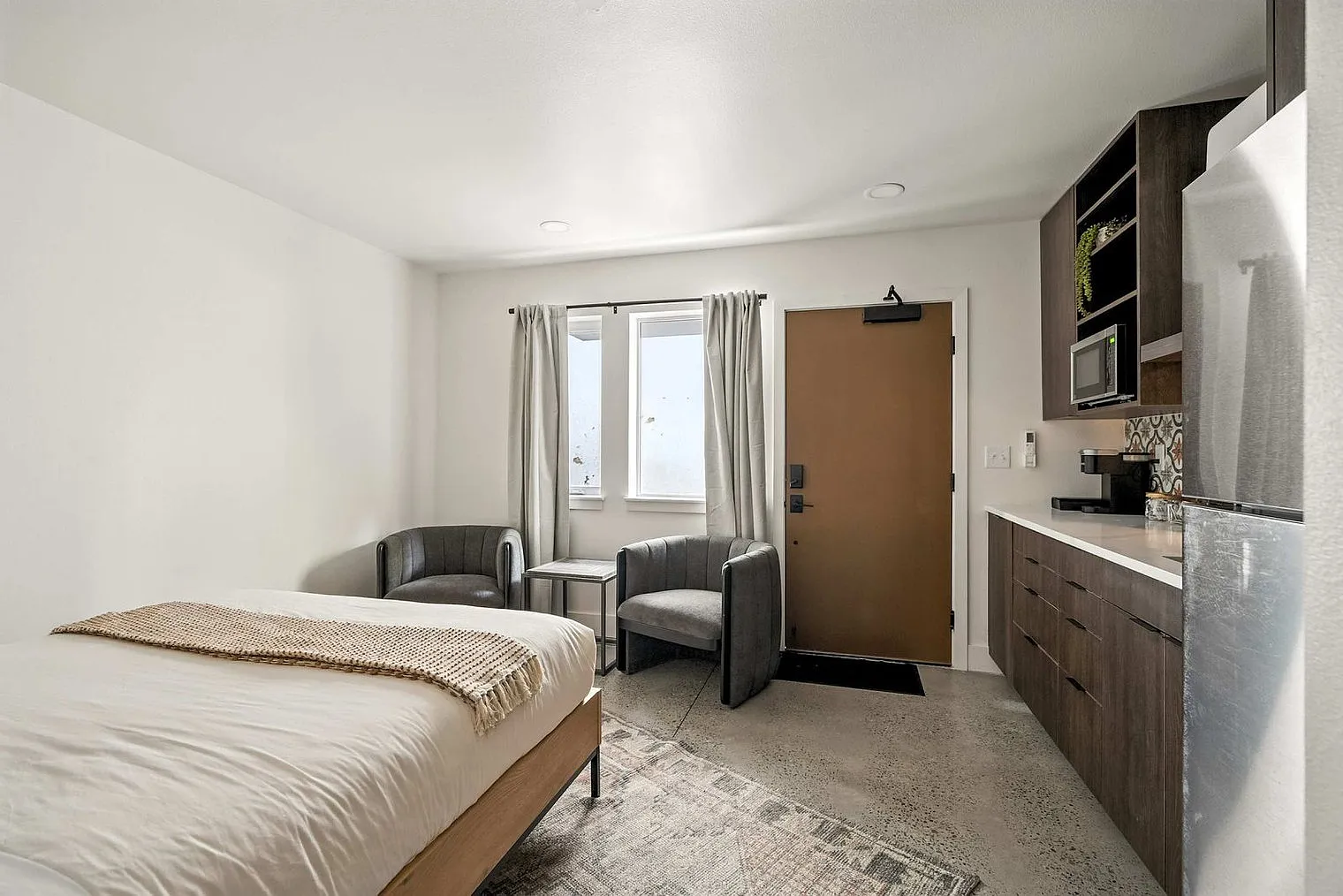 Studio, 1.0 bath, 290 sqft, $2,763 — Photo 3