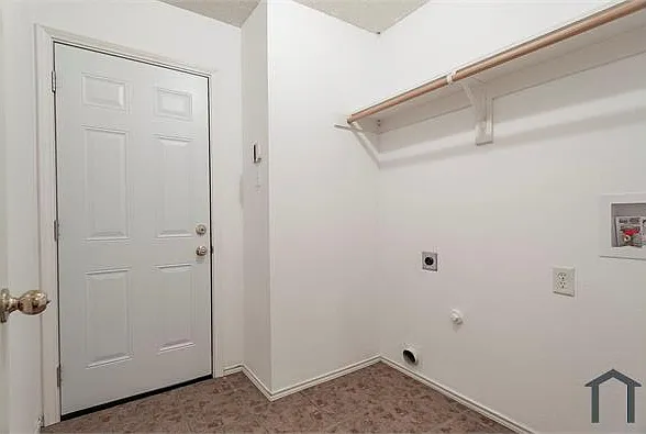 2817 Thrush Dr — Photo 18