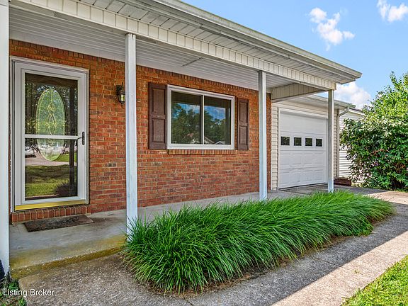 3rd image of 1119 Gregory Ln