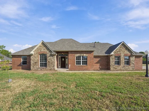 1113 W Dogwood St, Skiatook, OK 74070