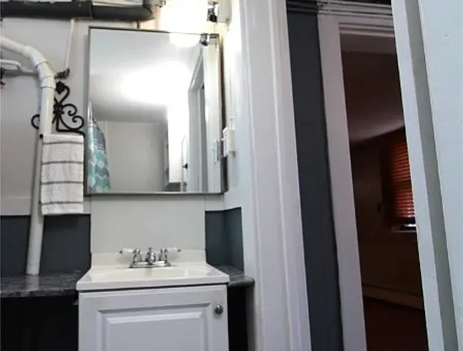 3 bed, 1216 sqft, $1,100 — Photo 4