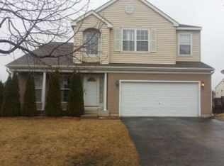 2066 Providence Dr, Bartlett, IL 60103