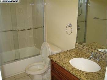 3rd image of 7322 Circle Hill Dr