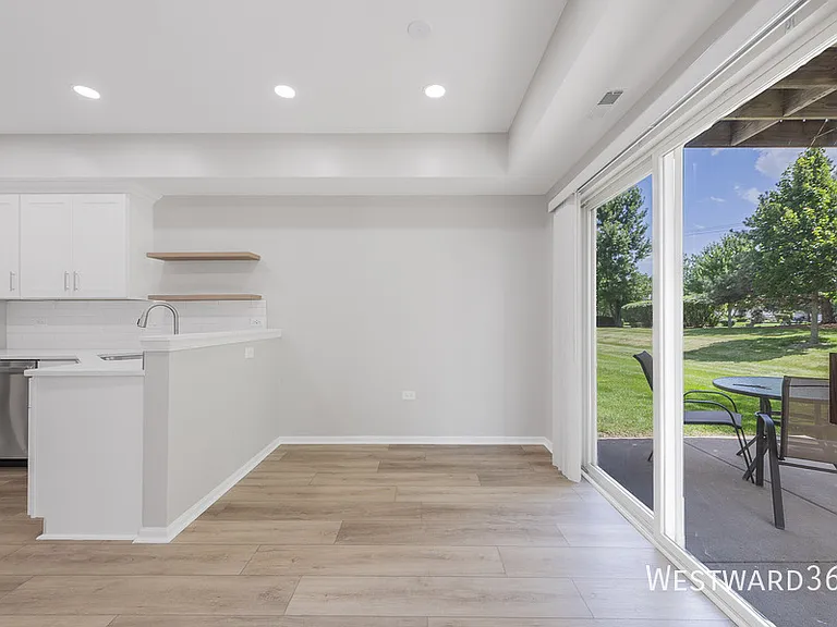 24821 Gates Ct — Photo 6