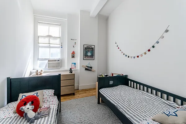 Rented by Bond New York | media 8