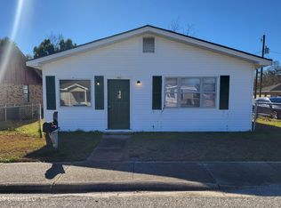 1302 Skip Ave, Pascagoula, MS 39567