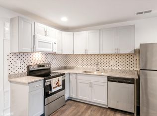25532 Byrnes Crossing Dr, Chantilly, VA 20152