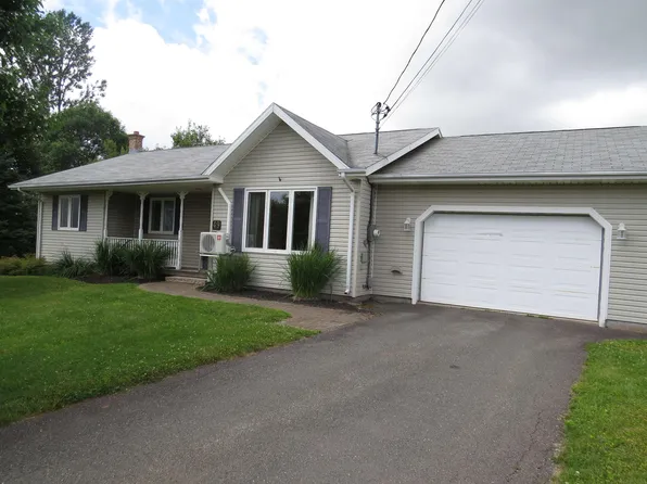 49 Massey Dr, Charlottetown, PE C1E 1R6