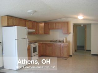 7600 Heatherstone Dr, Athens, OH 45701