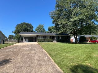 145 Coldstream Dr, Boiling Springs, SC 29316